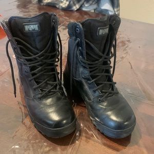 Women’s tactical magnum boots size 7
